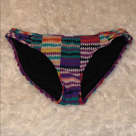 Target Bikini - Picture 3 of 4